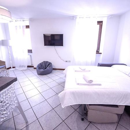 1Dest - Best Location Appartement Riva del Garda Buitenkant foto