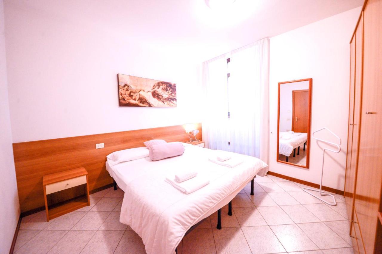 1Dest - Best Location Riva del Garda Buitenkant foto