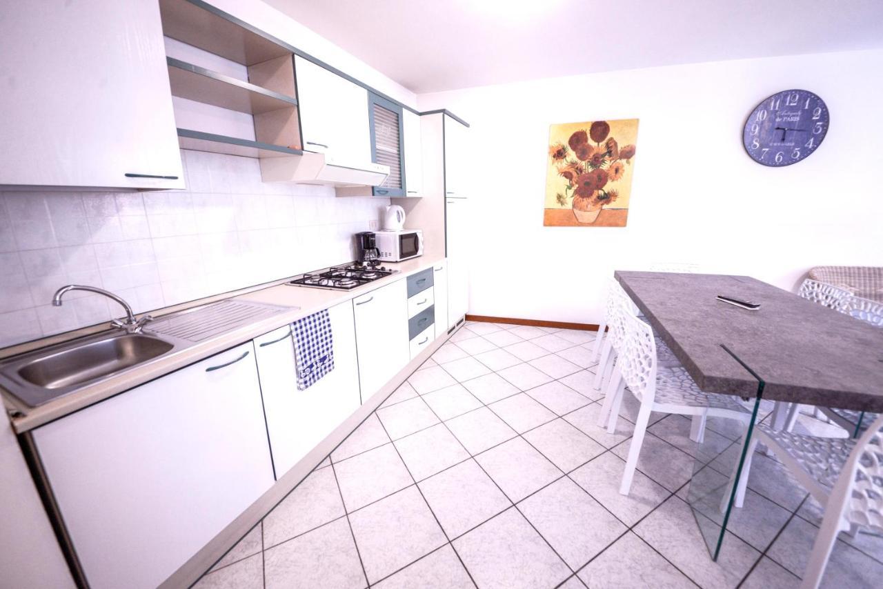 1Dest - Best Location Appartement Riva del Garda Buitenkant foto