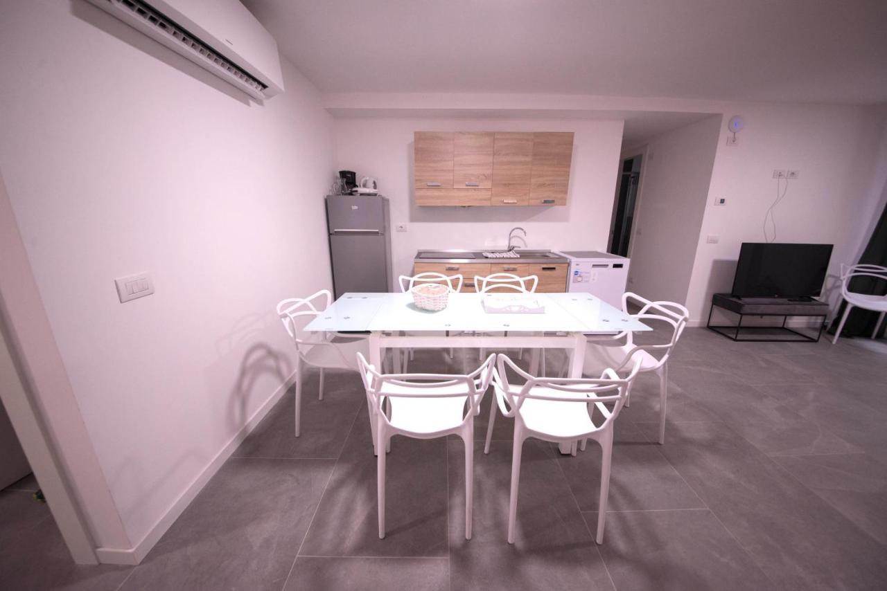 1Dest - Best Location Riva del Garda Buitenkant foto